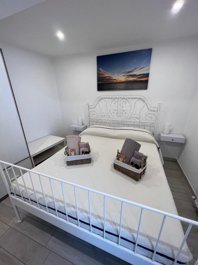 Ca Di Dome 2 Appartamento Vista Mare San Bernardino Exterior photo